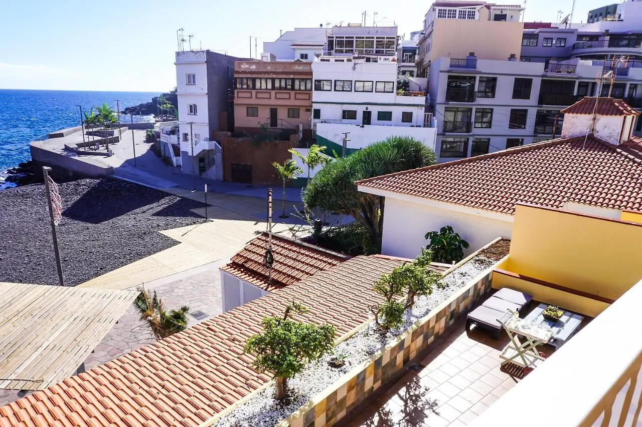 Sky & Sea, The House By The Beach Candelaria